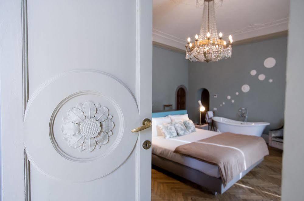 Adastra Suites Флоренция Экстерьер фото
